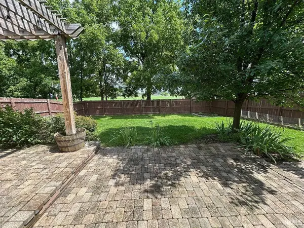 17111 S Burntwood WAY, Westfield, IN 46074