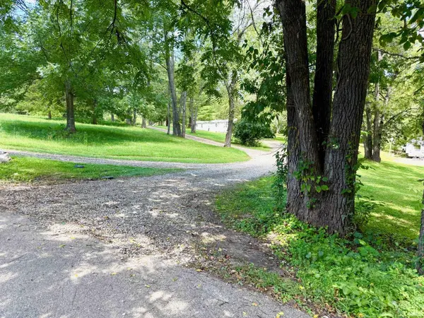 8767 S Ketcham RD, Bloomington, IN 47403