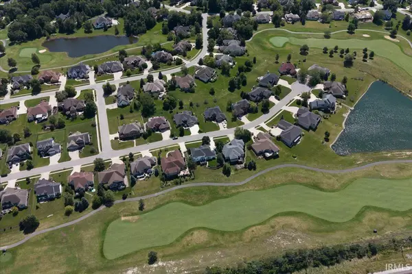 12004 Fairway Winds CT, Fort Wayne, IN 46814