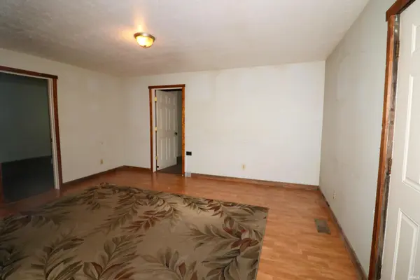 314 E Water ST, Hartford City, IN 47348