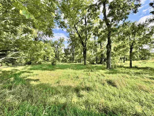 7404 W 1400 N ***, Silver Lake, IN 46982