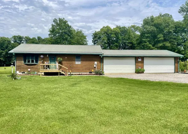 2301 Combes RD, Quincy, IN 47456