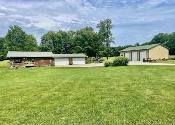 2301 Combes RD, Quincy, IN 47456