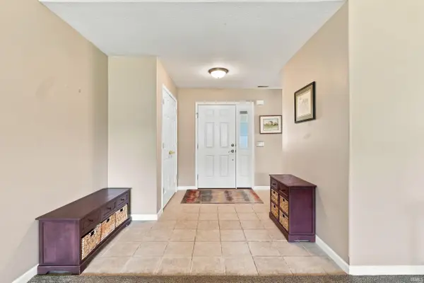 423 Mabry CV, Fort Wayne, IN 46825-1125