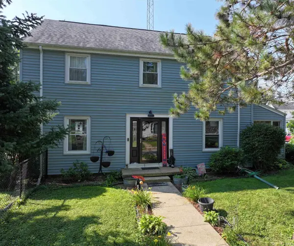 724 N Center ST, Plymouth, IN 46563-1508