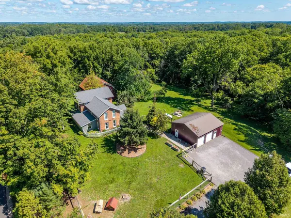 7375 S 1100 E RD, Wolcottville, IN 46795