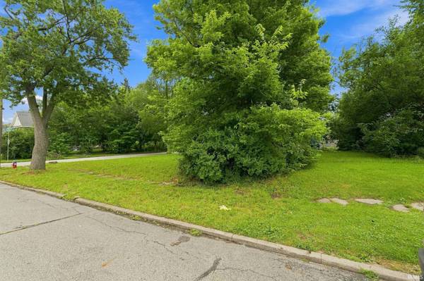 130 Donald ST, South Bend, IN 46613