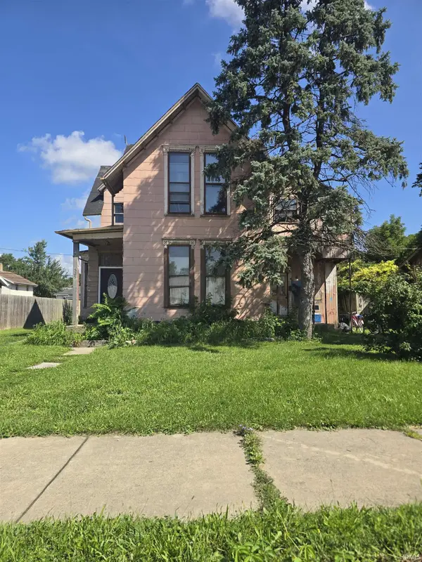 525 E Washington ST, Hartford City, IN 47348-2246