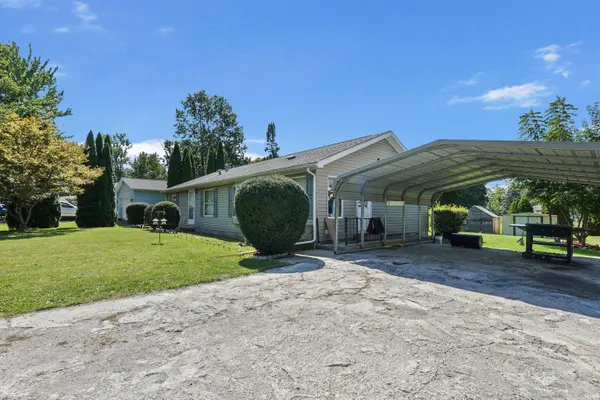 711 Arehart ST, Goshen, IN 46528
