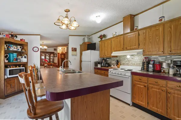 711 Arehart ST, Goshen, IN 46528