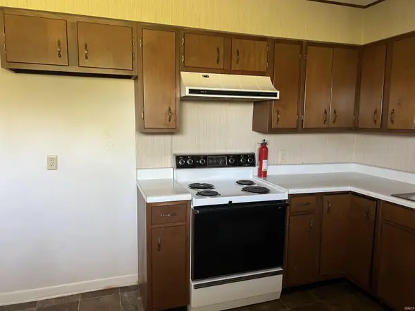 3035 E Lotus LN, Vincennes, IN 47591