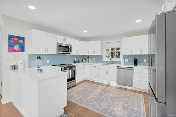 1700 N Allen CT, Ellettsville, IN 47429
