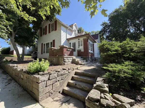 1542 N 3rd ST, Logansport, IN 46947