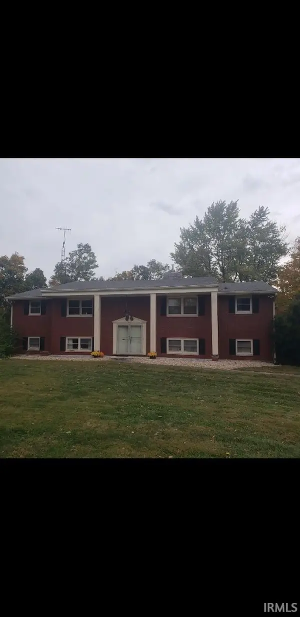 10300 E Orr RD, Albany, IN 47320-9174