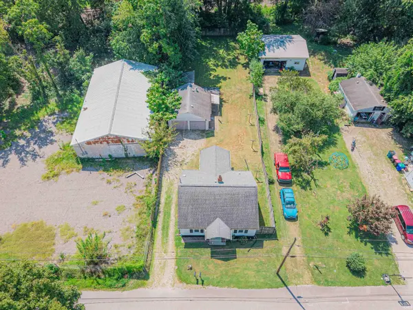 218 W Walnut ST, Chandler, IN 47610-9543
