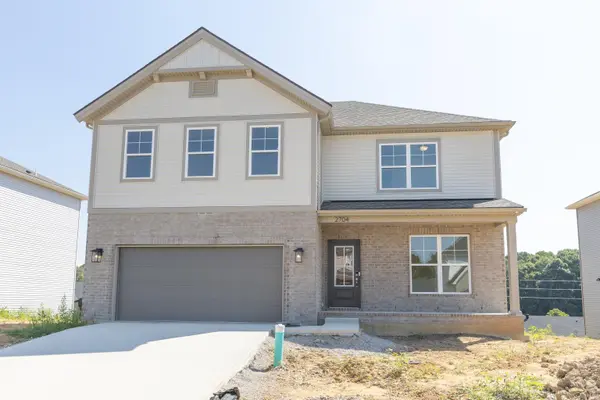 2704 Hauschild DR, Evansville, IN 47712