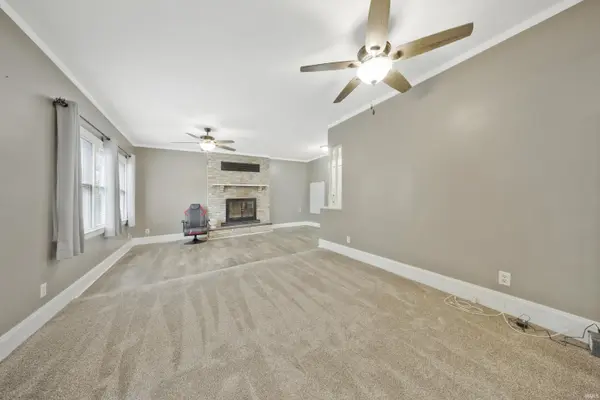 131 E Locust ST, Chrisney, IN 47611