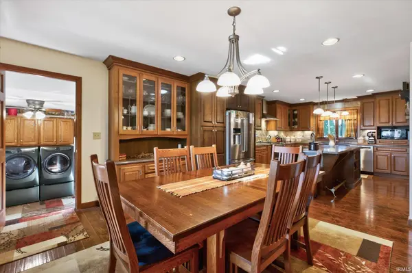 1145 NW 8th ST, Linton, IN 47441