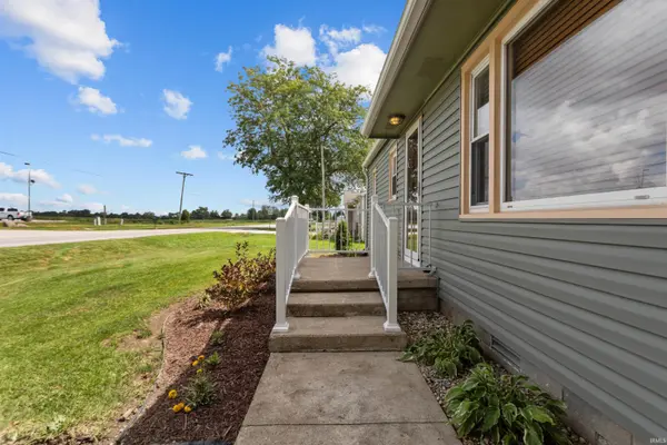 2217 W Alto RD, Kokomo, IN 46902-4842