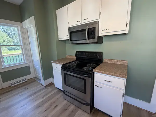 2232 Broad ST, New Castle, IN 47362-3537