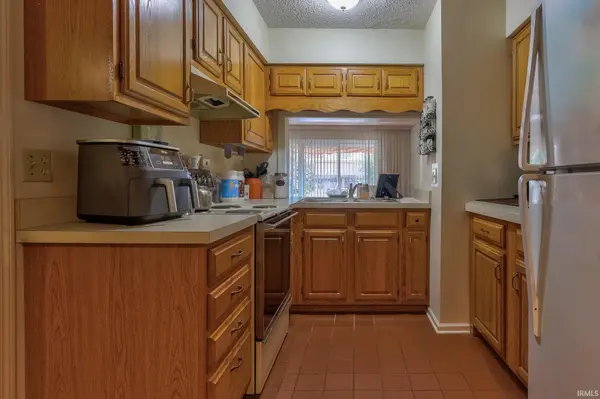 5005 Hampton CT, Evansville, IN 47715-3214