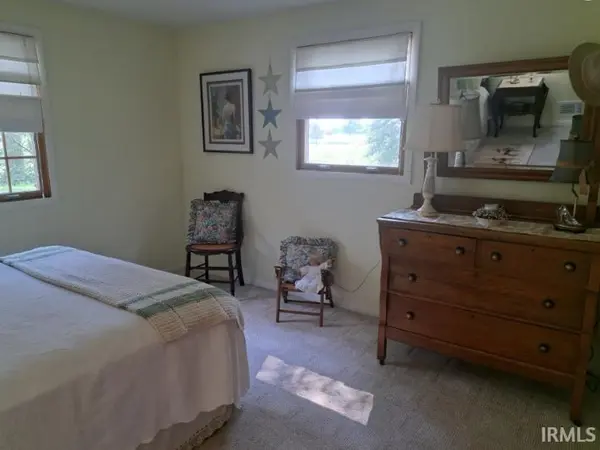 5679 County Road 64 RD, Spencerville, IN 46788-9310