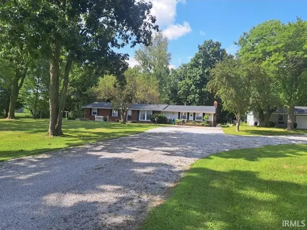 5679 County Road 64 RD, Spencerville, IN 46788-9310