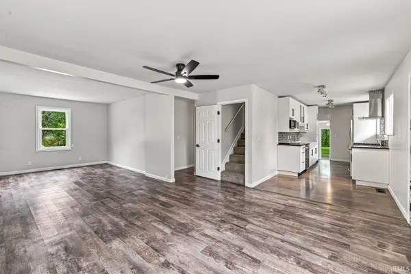 554 Ivy CT, Nappanee, IN 46550