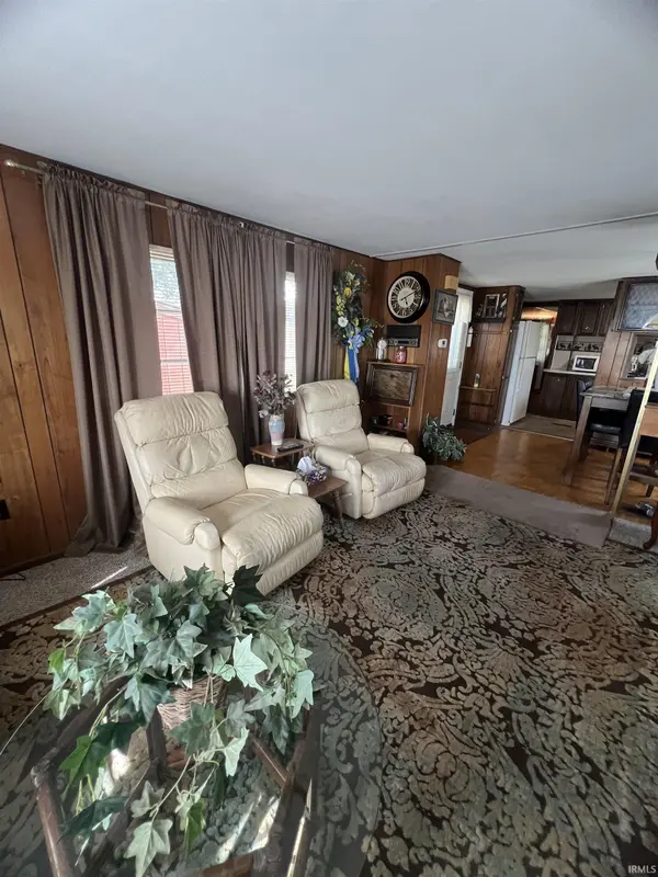 6561 N 300 E ***, Monon, IN 47959