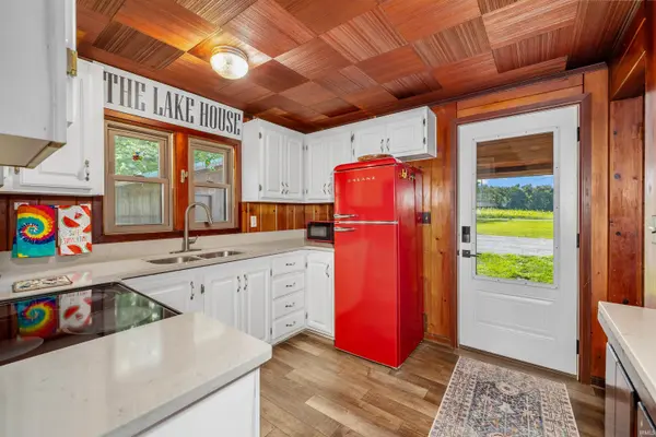 7060 N 925 E ***, Fremont, IN 46737-9546