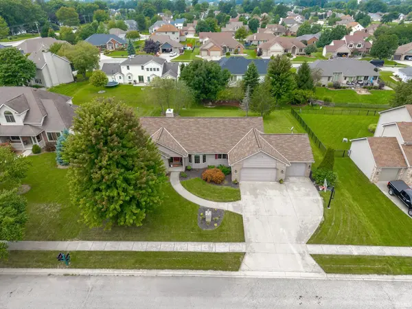 12725 Chancel CT, Fort Wayne, IN 46845