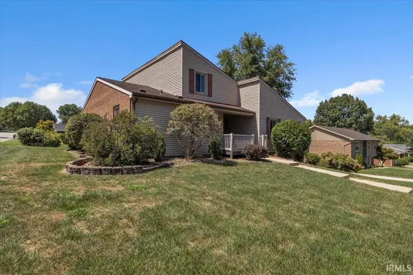 5477 E Timberwood DR, Newburgh, IN 47630