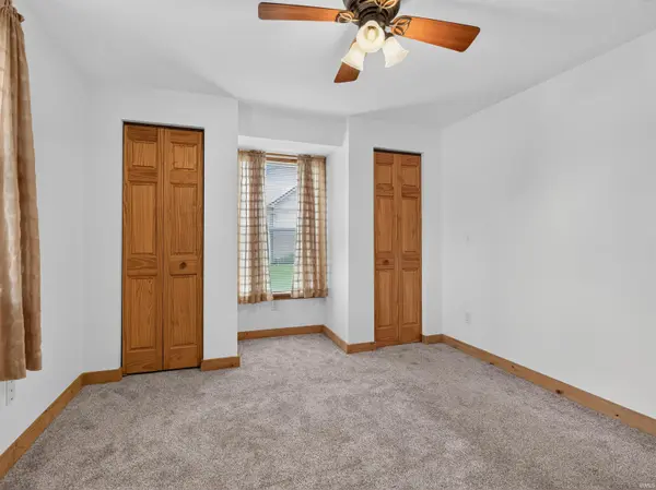 1804 Lower Huntington RD, Fort Wayne, IN 46819-1229