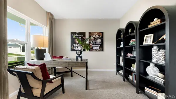 11281 Corte Madera RUN, Fort Wayne, IN 46818