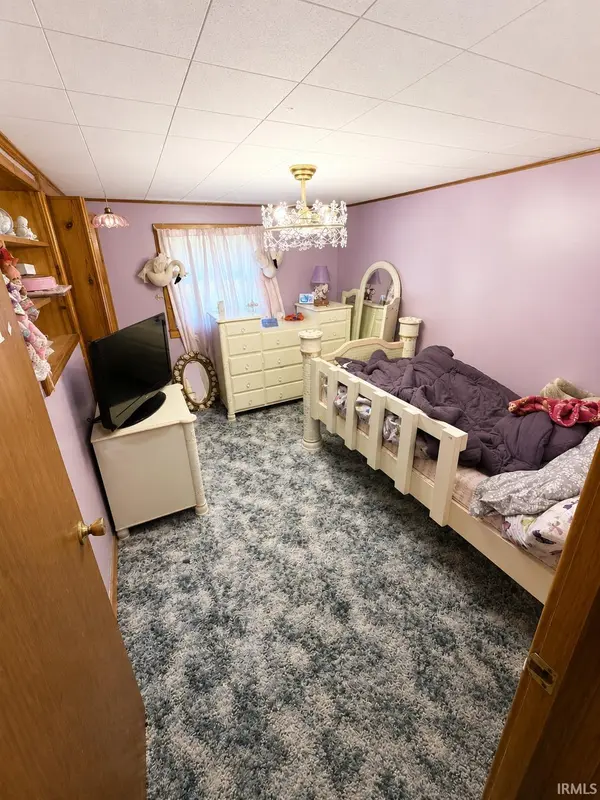731 E 25 S RD, Winamac, IN 46996