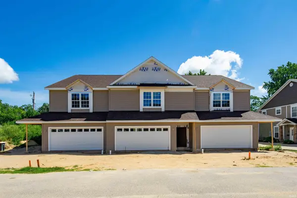 938 Keenan CT, South Bend, IN 46615-3660
