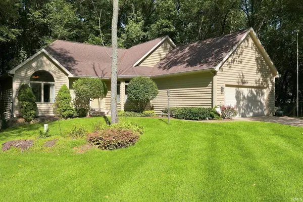 51071 Streamwood DR, Granger, IN 46530-7840