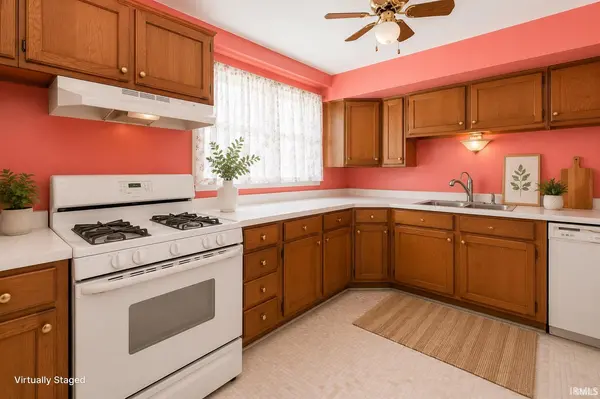 203 E Leyte AVE, Mishawaka, IN 46545