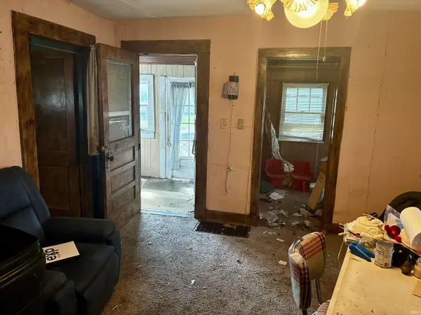 130 S Jefferson ST, Princeton, IN 47670