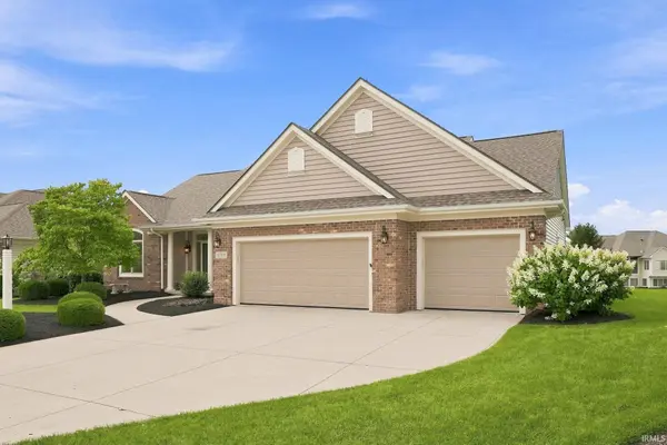 12319 Autumn Breeze DR, Fort Wayne, IN 46845
