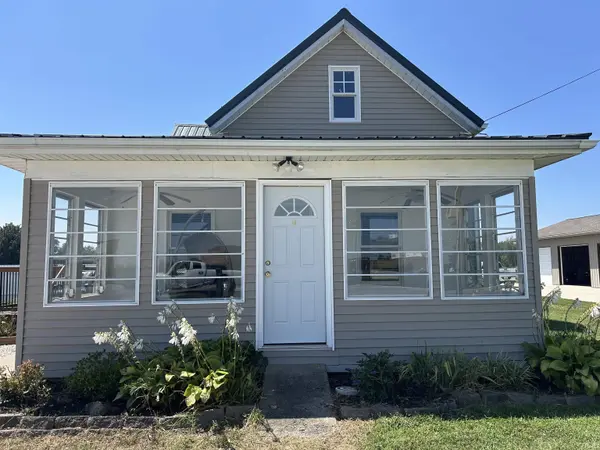 1917 S Main Street RD, Vincennes, IN 47591-8835