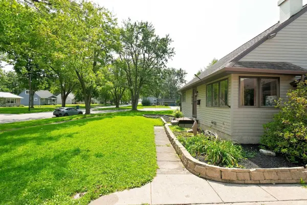 1524 N Park DR, New Haven, IN 46774