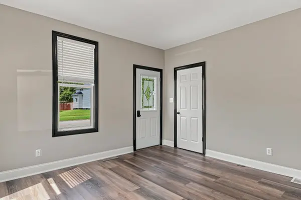1102 Powers ST, New Haven, IN 46774