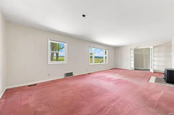 1400 N 100 E RD, Hartford City, IN 47348