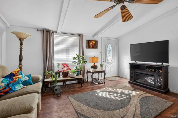 936 Greenwich RD, Lafayette, IN 47905