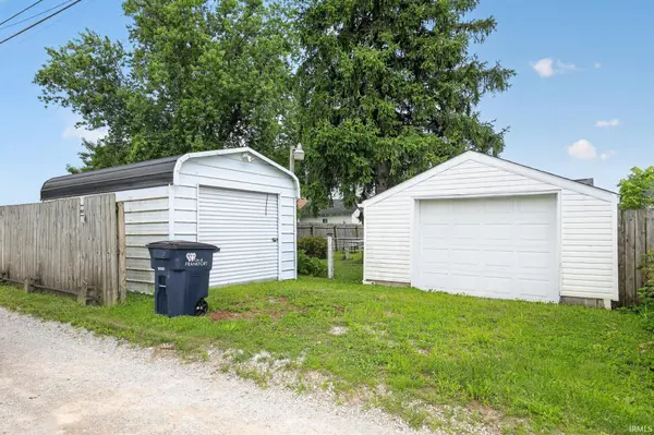 4 E Freeman ST, Frankfort, IN 46041