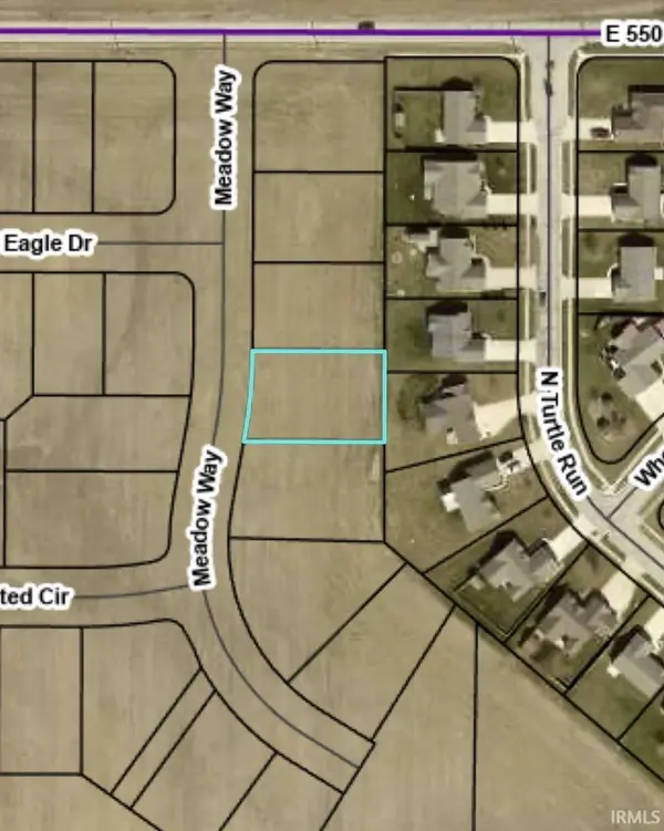 978 Meadow WAY, Churubusco, IN 46723