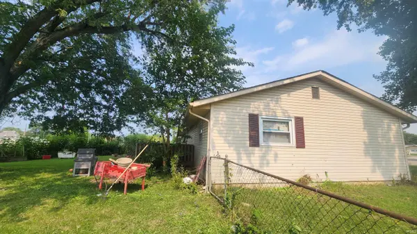 101 Norfolk DR, Alexandria, IN 46001-1225