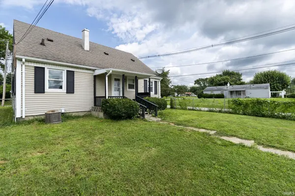 1759 E Clinton ST, Frankfort, IN 46041