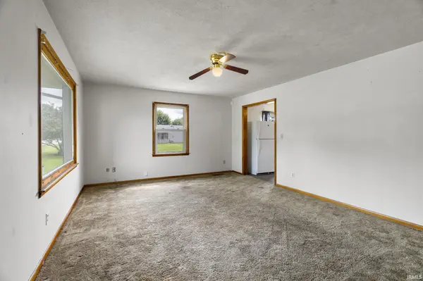 1759 E Clinton ST, Frankfort, IN 46041
